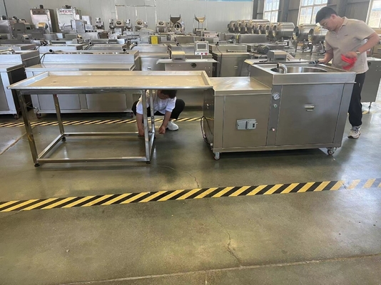 견고한 구조와 패키지 크기로 60L 소시지 제조 기계 120cm * 800cm * 120cm